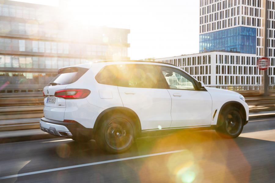  BMW X5 xDrive45e iPerformance (G05) 2019 года  (WW) (фото 23 из 102)